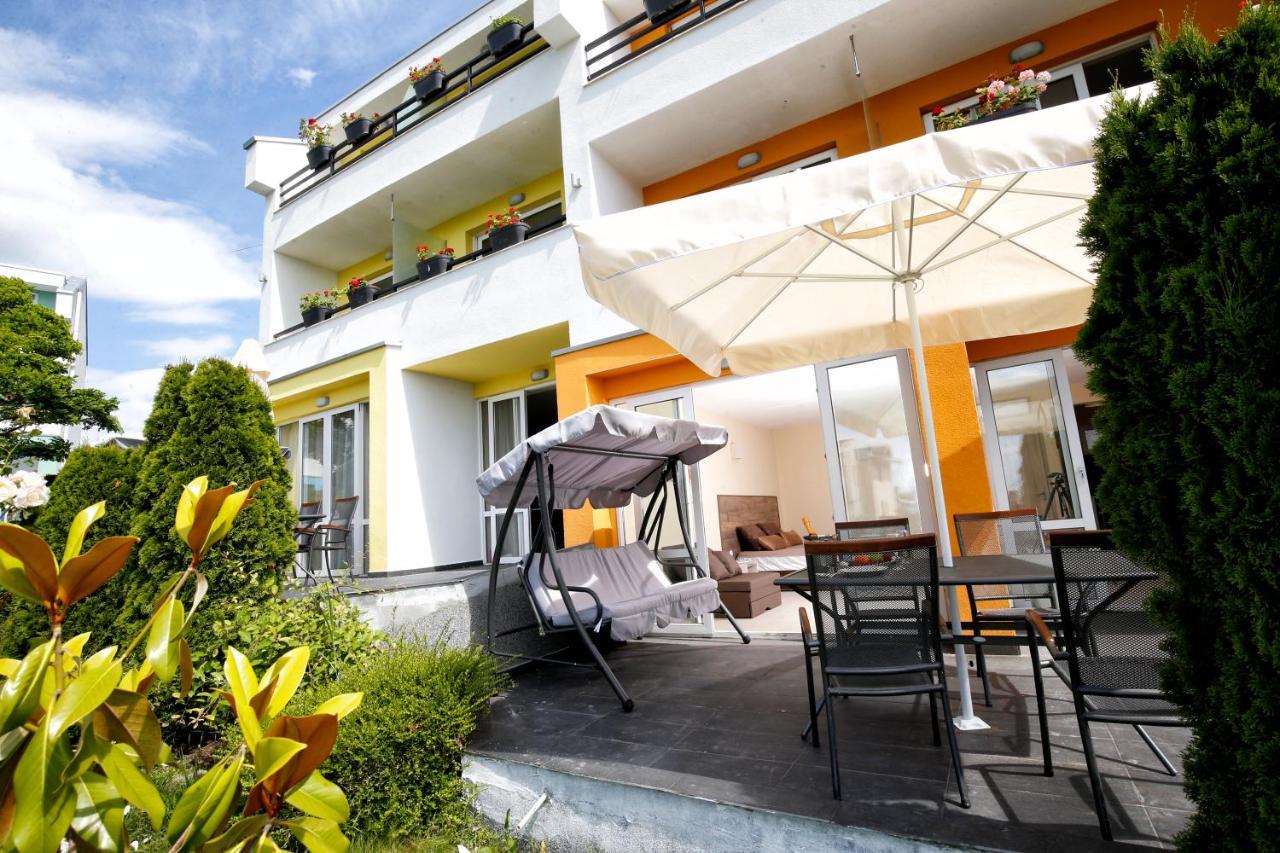 Stayinn Rainbow Houses Beachfront By Asteri Hotels Sunny Beach Exterior foto
