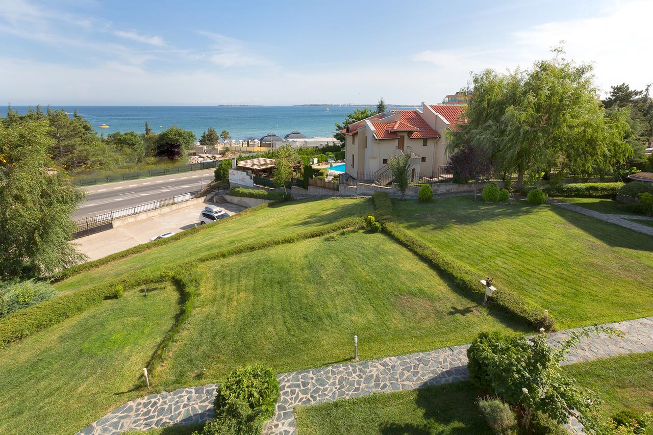 Stayinn Rainbow Houses Beachfront By Asteri Hotels Sunny Beach Exterior foto